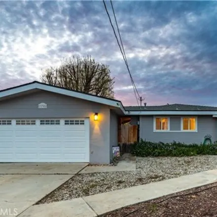 Buy this 3 bed house on 731 Shannon Hill Drive in Paso Robles, CA 93447