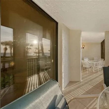 Image 5 - 1965 Gulf Of Mexico Dr # G5-201, Longboat Key, Florida, 34228 - Townhouse for sale