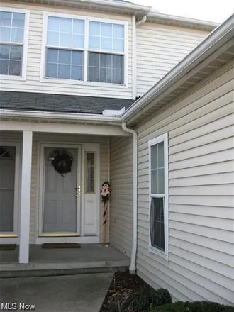 Buy this 2 bed townhouse on 817 Overlook Ridge Drive in Cleveland, OH 44109
