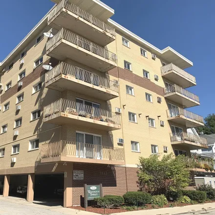 Rent this 2 bed condo on 7441 Washington Street in Forest Park, IL 60130
