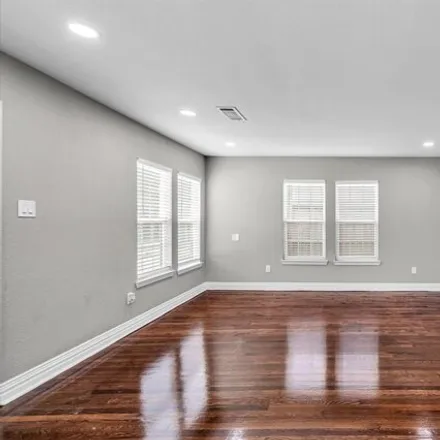 Image 2 - T C Jester Boulevard, Houston, TX 77008, USA - House for rent
