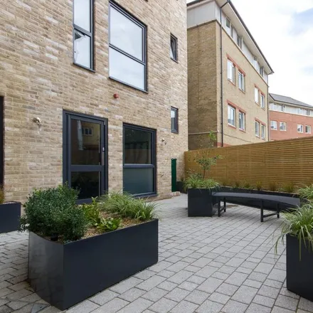 Image 6 - Varsity House, New Street, Cambridge, CB1 2TX, United Kingdom - Apartment for rent