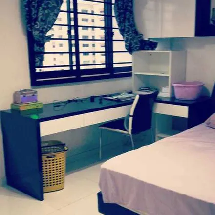 Rent this 1 bed room on 631 Ang Mo Kio Street 61 in Singapore 560632, Singapore