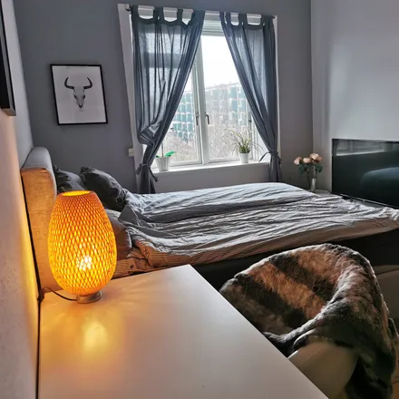 Rent this 1 bed room on Arbejdernes Landsbank in Bomsluttervej, 2400 København NV