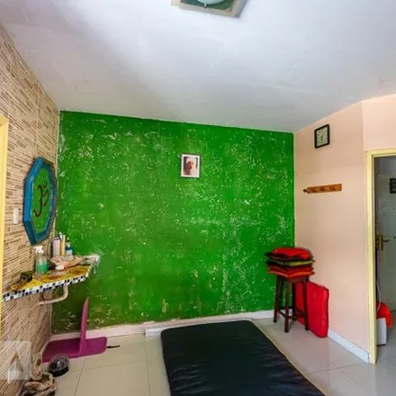 Buy this 1 bed apartment on Rua Maestro Felício Toledo 561 in Centro, Niterói - RJ