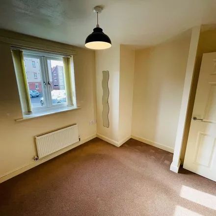 Rent this 2 bed apartment on Leatham Avenue in Rawmarsh, S61 1AD