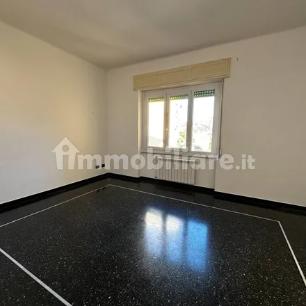 Image 3 - Via Percile 4 rosso, 16164 Genoa Genoa, Italy - Apartment for rent