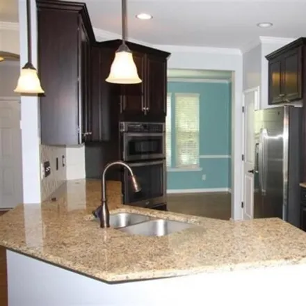 Image 7 - Stone Creek Village, 1027 Valleystone Drive, Cary, NC 27519, USA - Townhouse for rent