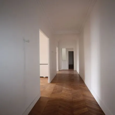 Image 5 - 2 Rue Serge Prokofiev, 75016 Paris, France - Apartment for rent
