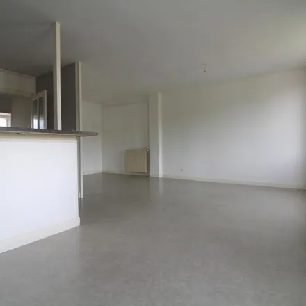Rent this 3 bed apartment on 10 Rue du May in 38500 Voiron, France