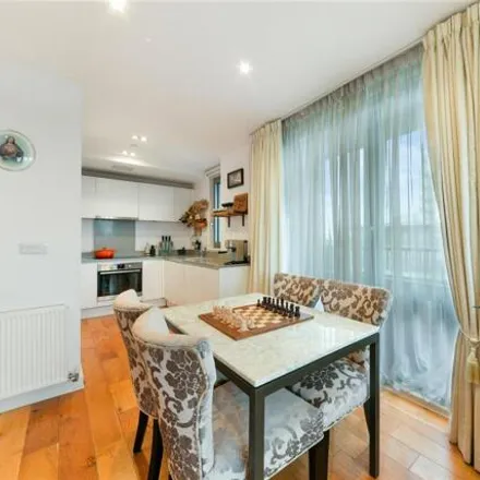 Image 4 - Regalia Point, 30 Palmers Road, London, E2 0FQ, United Kingdom - House for sale