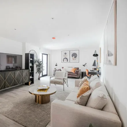 Buy this 2 bed townhouse on East Road in London, SW19 1UZ