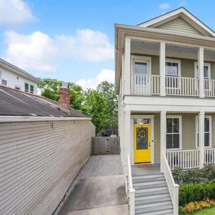 Buy this 3 bed house on 1727 North Broad Street in New Orleans, LA 70119