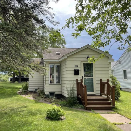 Buy this 1 bed house on 202 1st Avenue in Two Harbors, MN 55616