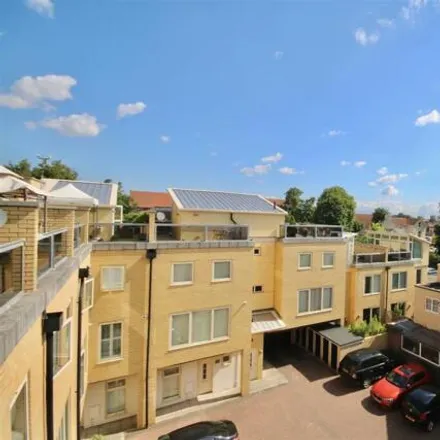 Image 3 - Nelson Road, Portsmouth, PO5 2AS, United Kingdom - Townhouse for sale