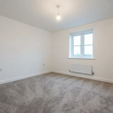 Rent this 4 bed apartment on Haresfield Lane in Hardwicke, GL2 4EX