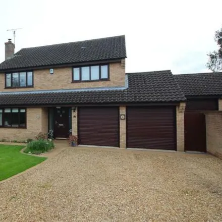 Buy this 4 bed house on Larklands in Peterborough, PE3 6LL