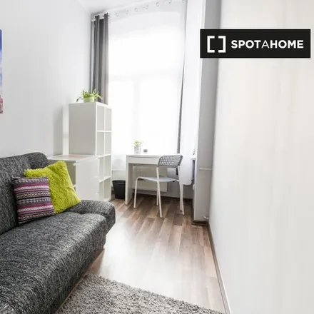 Rent this 7 bed room on Dom Książki in Gwarna 13A, 61-702 Poznań