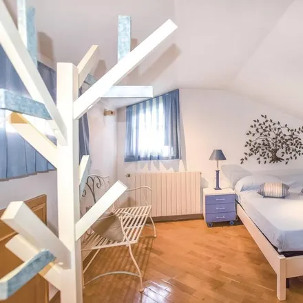 Rent this 4 bed house on Diramazione Lucca ovest - Viareggio in 55054 Massarosa LU, Italy