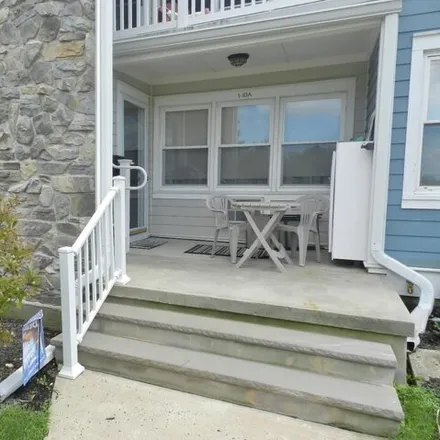 Image 3 - 57 Ice House Road, Monmouth Beach, Monmouth County, NJ 07750, USA - Condo for sale
