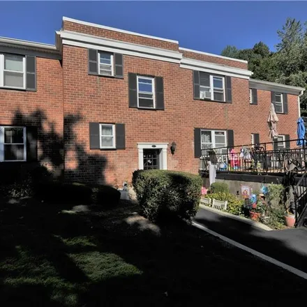 Buy this 1 bed condo on 124 South Highland Avenue in Sparta, Village of Ossining