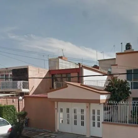 Buy this 5 bed house on Retorno 26 de Avenida del Taller in Colonia Jardín Balbuena, 15900 Mexico City