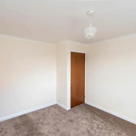 Image 4 - Alford Close, Chesterfield, S40 1YP, United Kingdom - Room for rent
