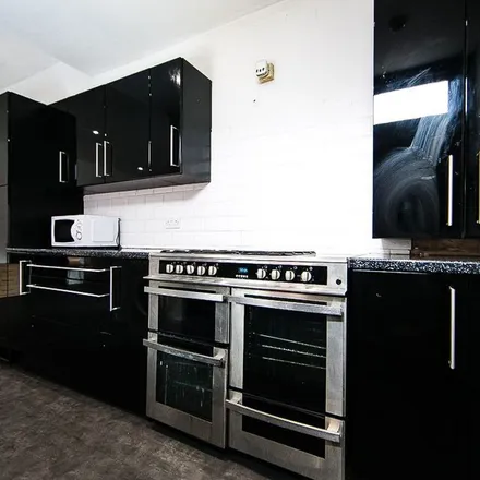 Rent this 8 bed apartment on 1-33 Winston Gardens in Leeds, LS6 3JY