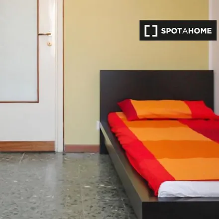 Rent this 4 bed room on Esselunga in Via Etna, 20144 Milan MI