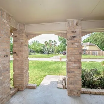 Image 5 - 1504 Windsor Drive, Friendswood, TX 77546, USA - House for sale
