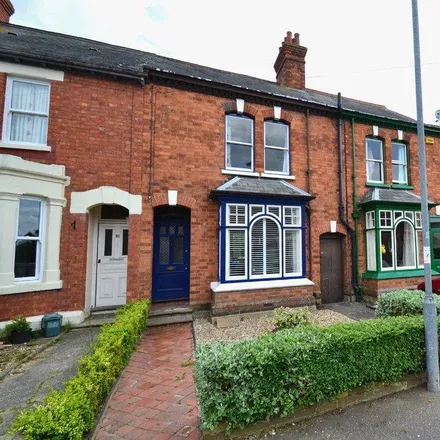 Rent this 3 bed townhouse on Station Road in Winslow, MK18 3DZ