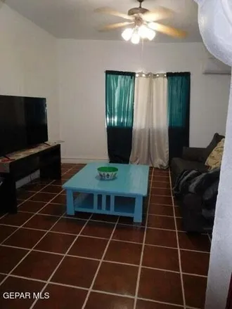 Image 3 - 1656 Ladrillo Place, El Paso, TX 79901, USA - House for rent