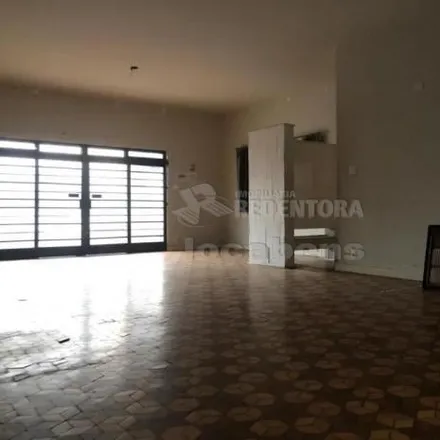 Rent this 5 bed house on Padaria Nosso Pão in Rua Doutor Presciliano Pinto 861, Boa Vista