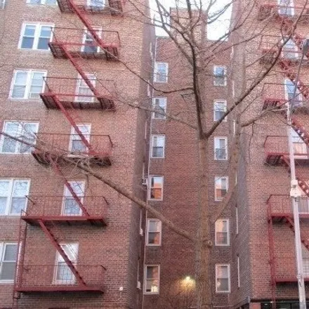 Image 3 - 33-45 90th Street, New York, NY 11372, USA - Apartment for sale