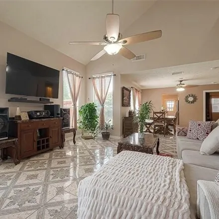Image 8 - 19540 Cypress Royal Drive, Harris County, TX 77449, USA - House for sale