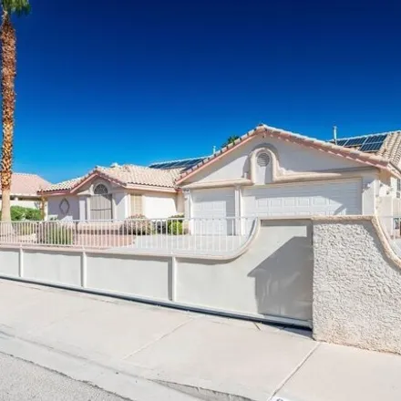 Buy this 4 bed house on 810 East Robindale Road in Paradise, NV 89123