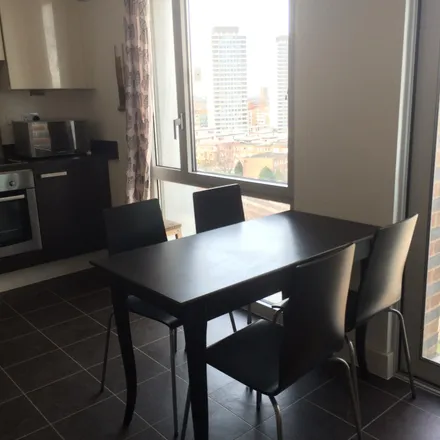 Image 5 - Devas Street, Bromley-by-Bow, London, E3 3FE, United Kingdom - Apartment for rent