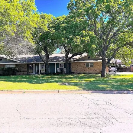 Buy this 4 bed house on 1448 Oak Hills Drive in Graham, TX 76450