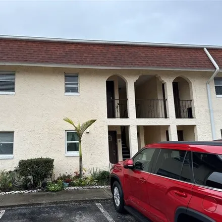 Rent this 2 bed condo on 364 West San Sebastian Court in Forest City, Altamonte Springs