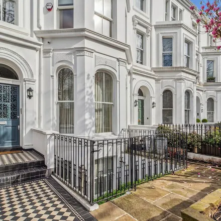 Rent this 6 bed apartment on 80 Palace Gardens Terrace in London, W8 4SB