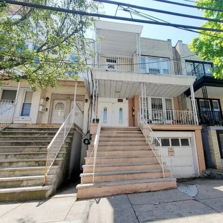 Rent this 3 bed apartment on 515 57th Street in West New York, NJ 07093