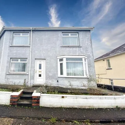 Buy this 3 bed duplex on Ash Grove in Neath, SA11 3ST