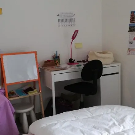 Rent this 2 bed apartment on Pharmacie des Halles in Passage Piétonnier dans les Halles commercantes : deserte de commerces et Mairie, 44150 Ancenis