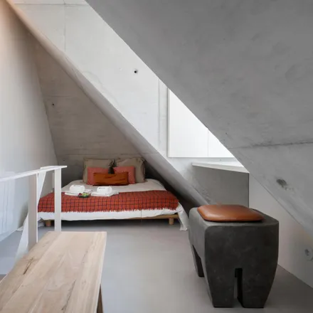 Rent this 2 bed apartment on Armazenistas in Rua do General Silveira, 4050-448 Porto