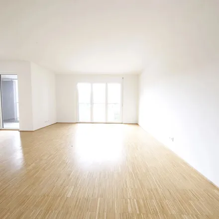 Rent this 2 bed apartment on Hohenzollernallee 16 in 40235 Dusseldorf, Germany