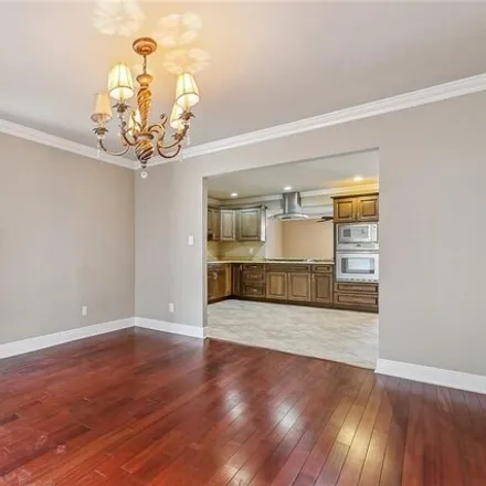 Image 3 - 7540 Eastmore Road, New Orleans, LA 70126, USA - House for sale