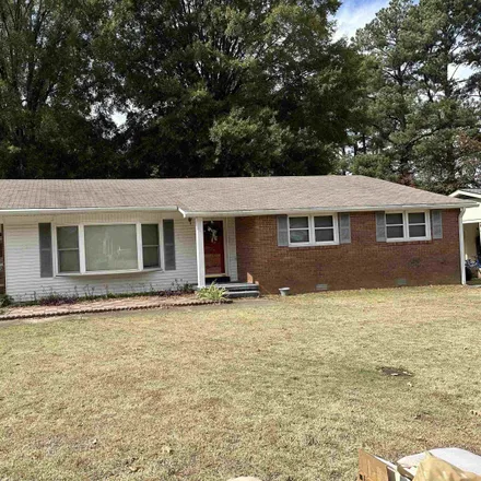 Buy this 3 bed house on 1135 North 28th Avenue in Humboldt, TN 38343