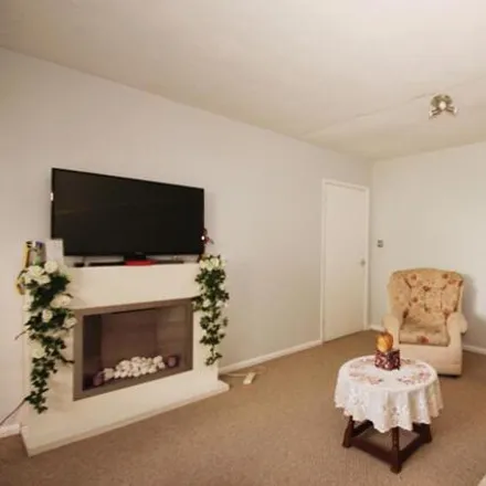 Image 2 - Russell Terrace, Royal Leamington Spa, CV31 1HF, United Kingdom - Apartment for sale