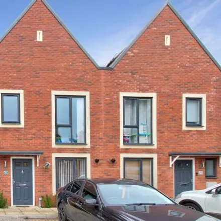 Buy this 3 bed townhouse on 78 Mildmay Road in Ipswich, IP3 9PF