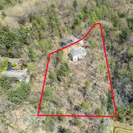 Image 3 - 343 Tiptop Road, Rocky Hill, Transylvania County, NC 28712, USA - House for sale